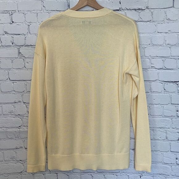 Women’s Cardigan - Picture 2 of 3